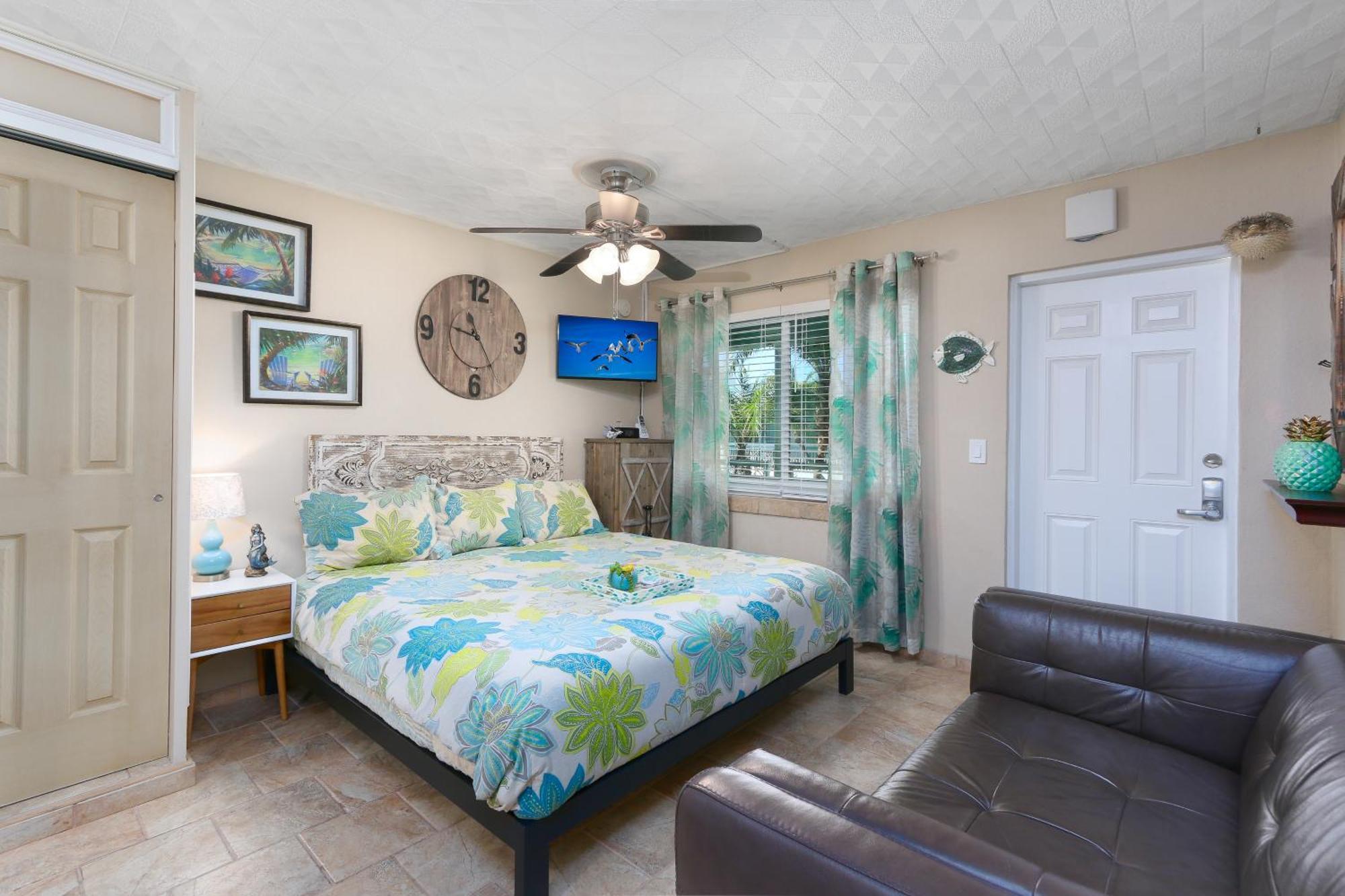 Tropic Terrace Hotel Сейнт Пийт Бийч Екстериор снимка